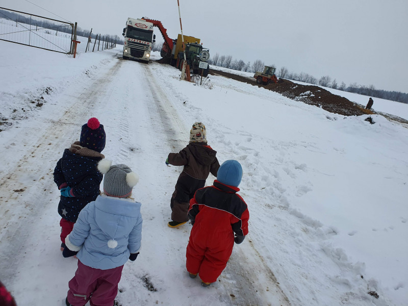 Trecker Bagger und LKW
